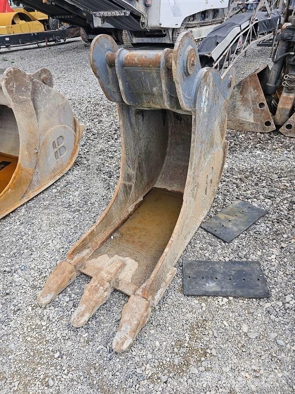 CAT 323-07B Beltegraver