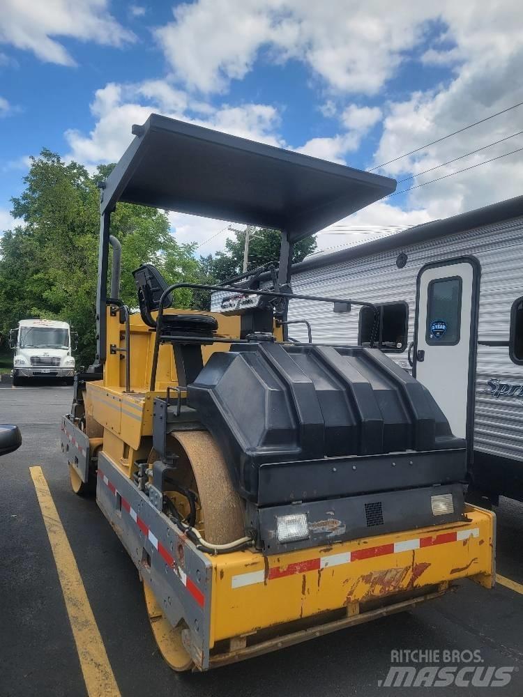 Dynapac CC 421 Tandem Valser
