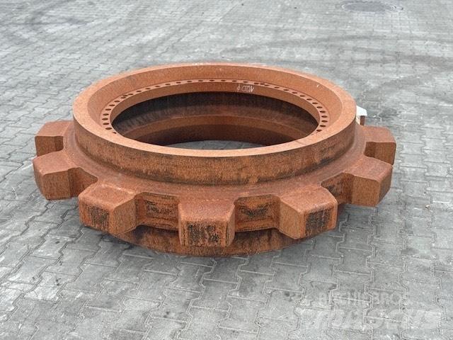 CAT 6040 SPROCKET Belter, kjettinger og understell