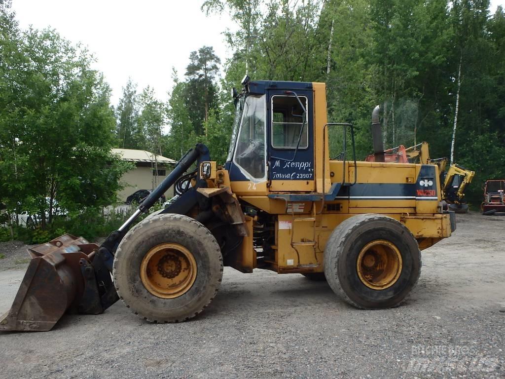 Komatsu WA 250-1 Hjullastere