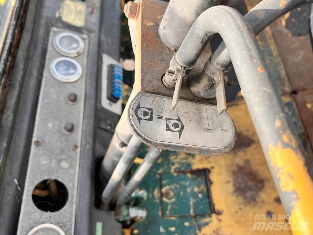 CAT V130 Diesel Trucker