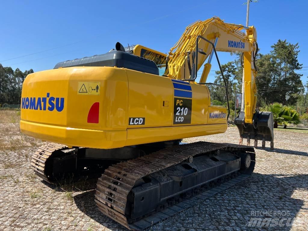 Komatsu PC 210 LCD-8 Beltegraver