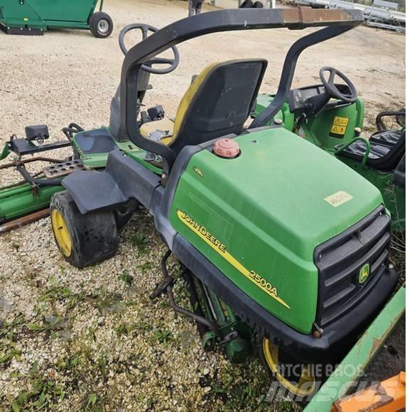 John Deere 2500 A Green klippere