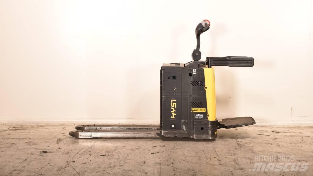 Hyster P 2.0 S Lavtløftende truck med platform