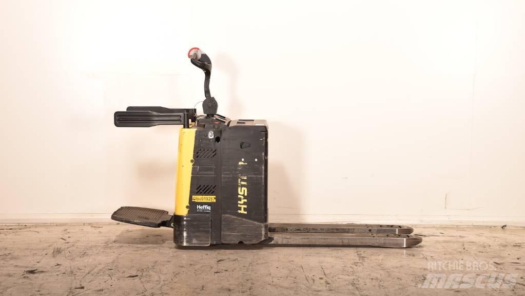 Hyster P 2.0 S Lavtløftende truck med platform