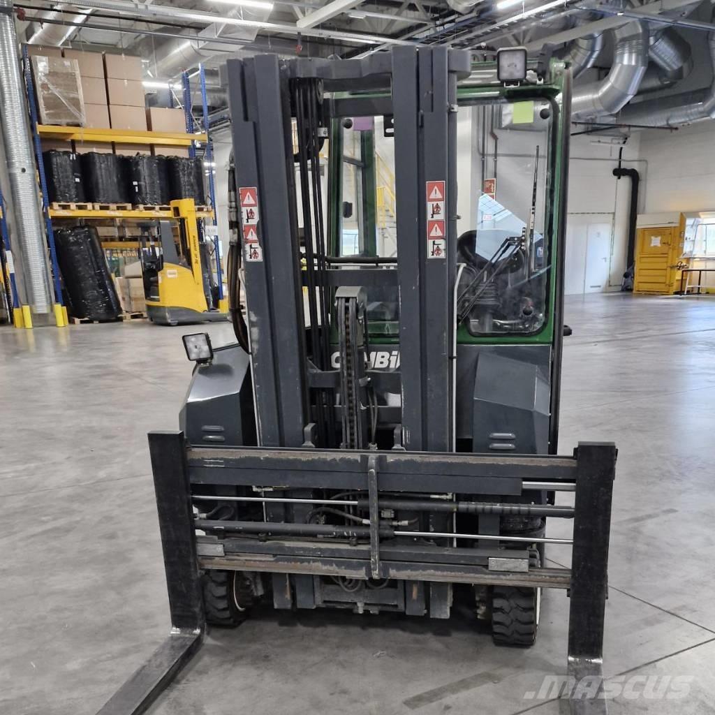 Combilift CBE2500 4-veis truck
