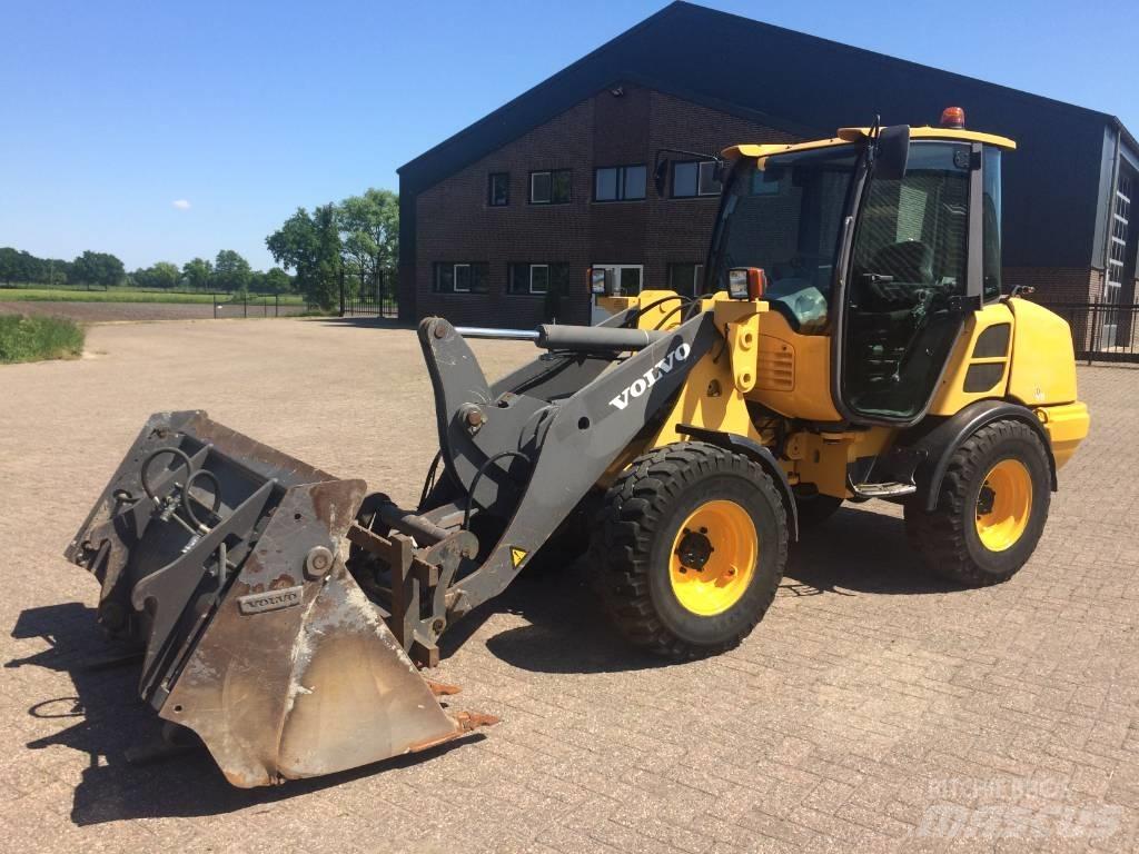 Volvo L 25 F Hjullastere