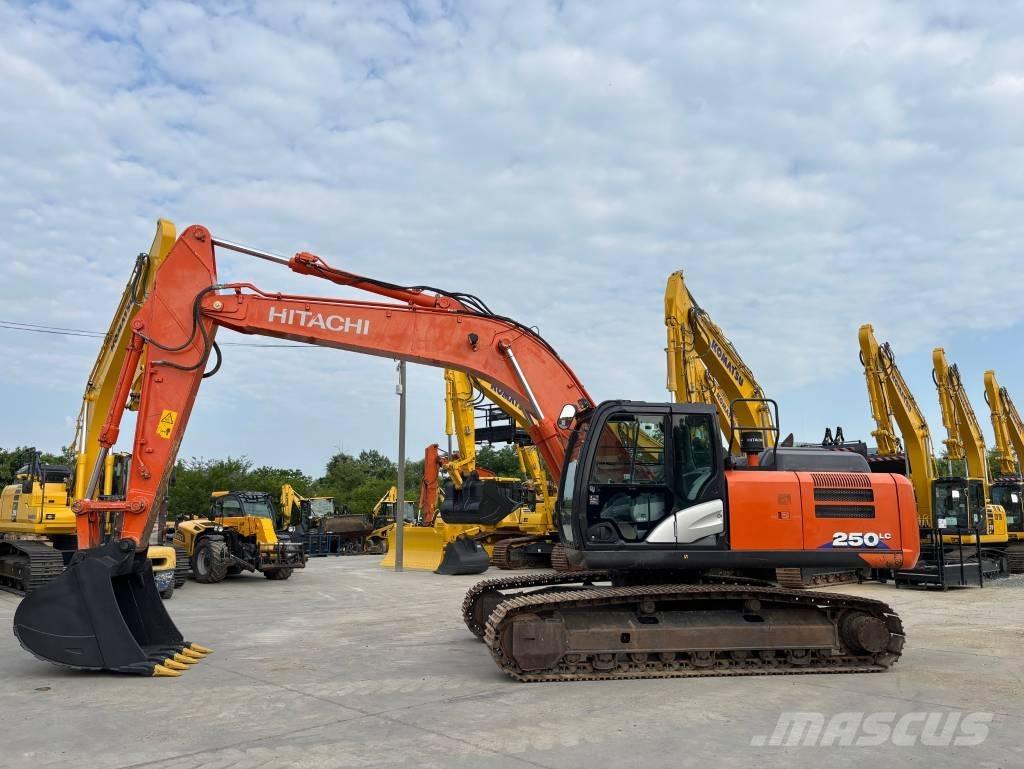Hitachi ZX 250 LC-6 Beltegraver