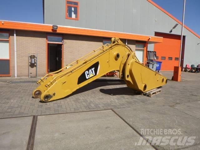 CAT 365CL Bommer og stikker