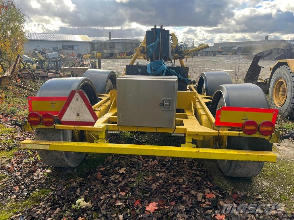 Lokomo AH132 Veihøvler