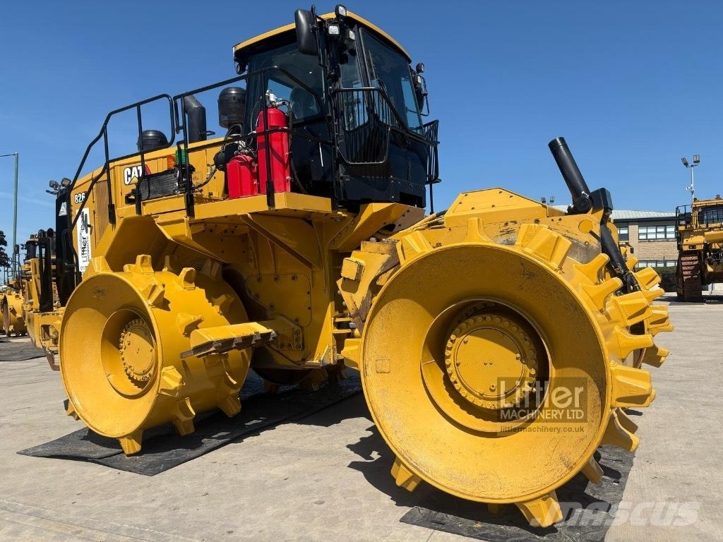 CAT 826 K Avfallspresser