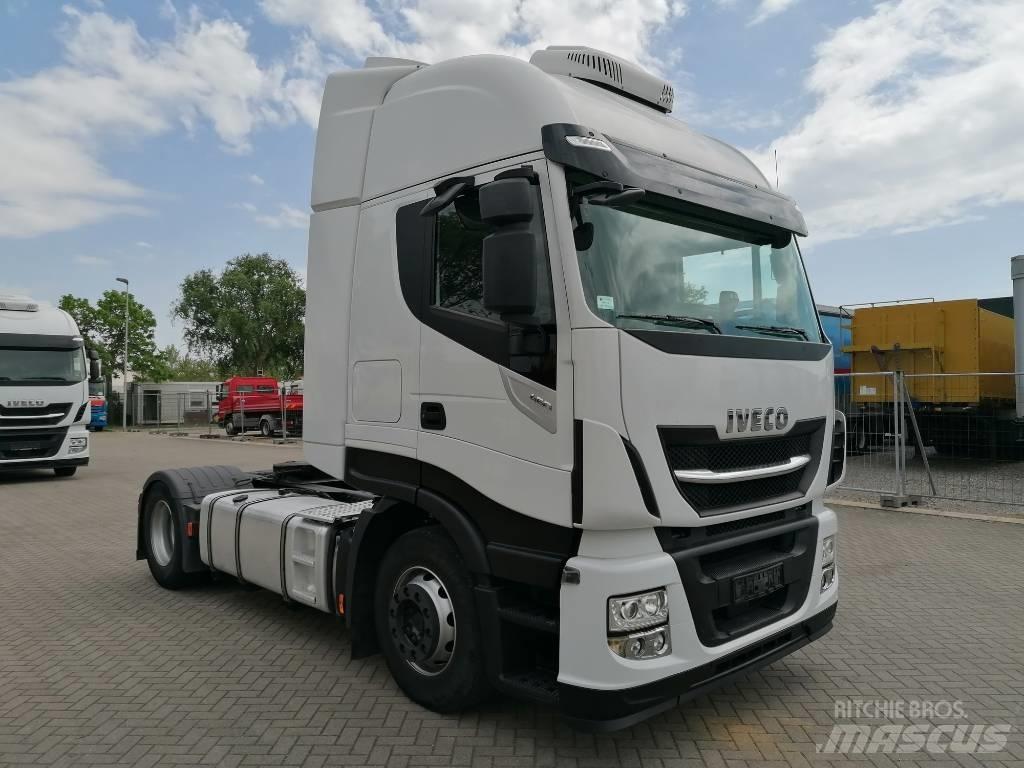 Iveco AS440ST/P Trekkvogner