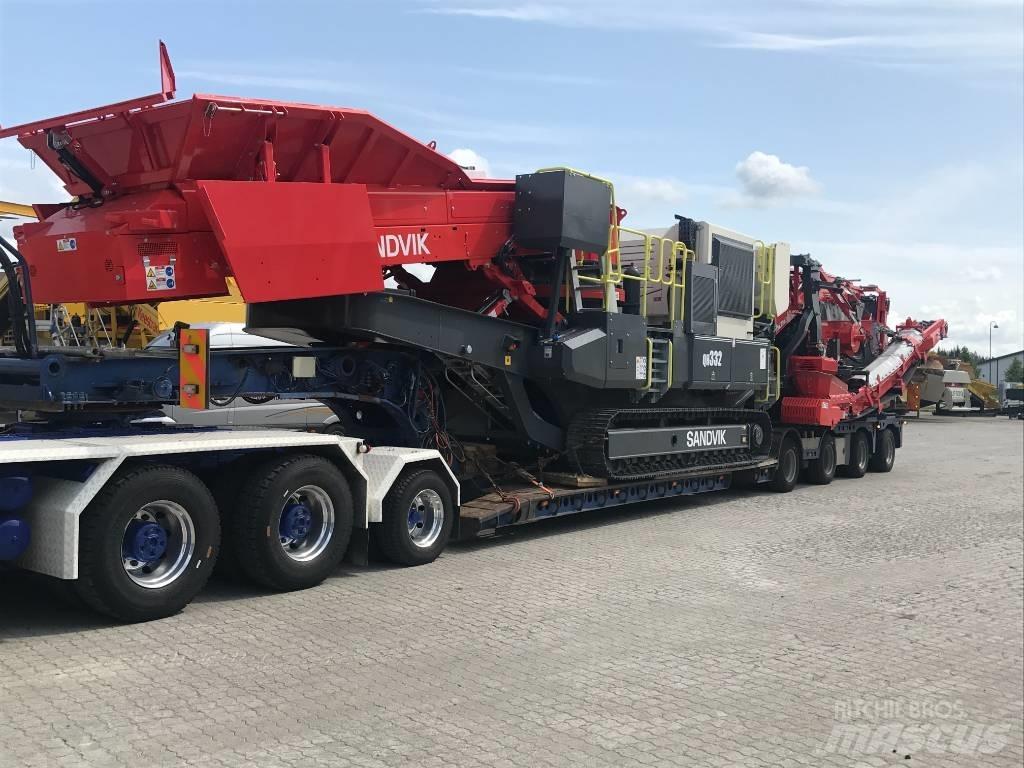 Sandvik QH 332 DDHS Mobile knuseverk