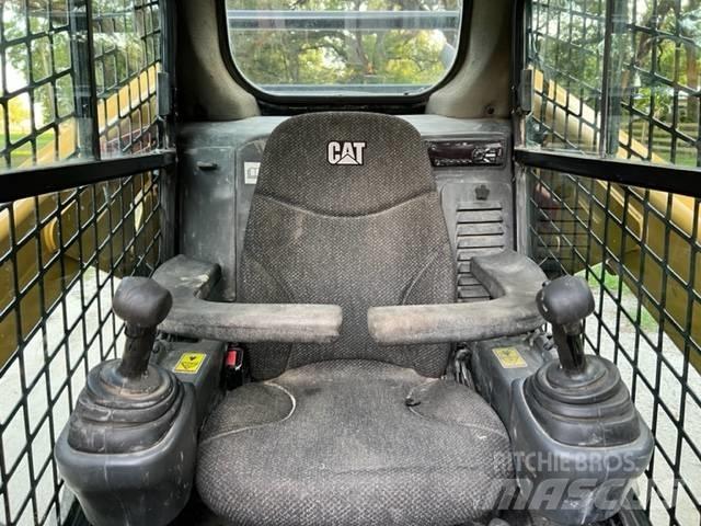 CAT 262 D Kompaktlastere