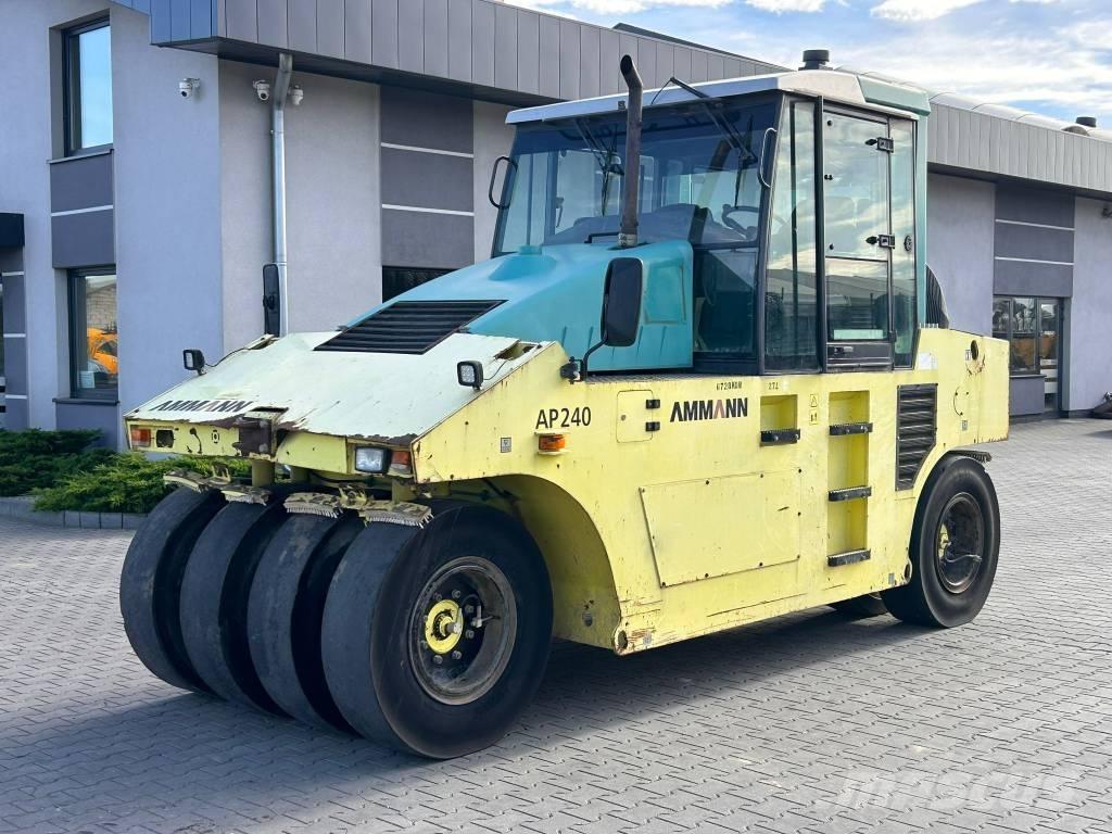 Ammann AP 240 Gummihjulsvalser