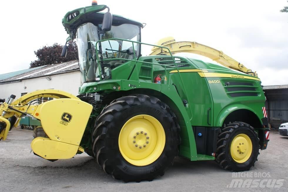 John Deere 8400 T Selvdrevne fôrhøstere