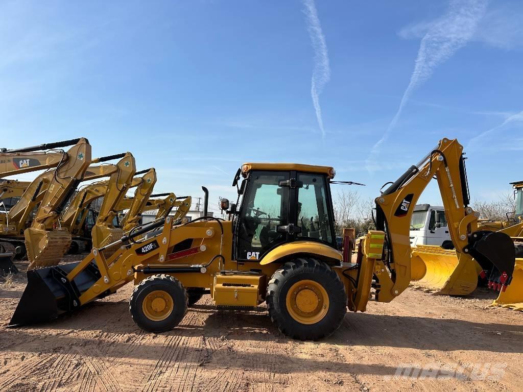 CAT 420 F2 Traktorgravere