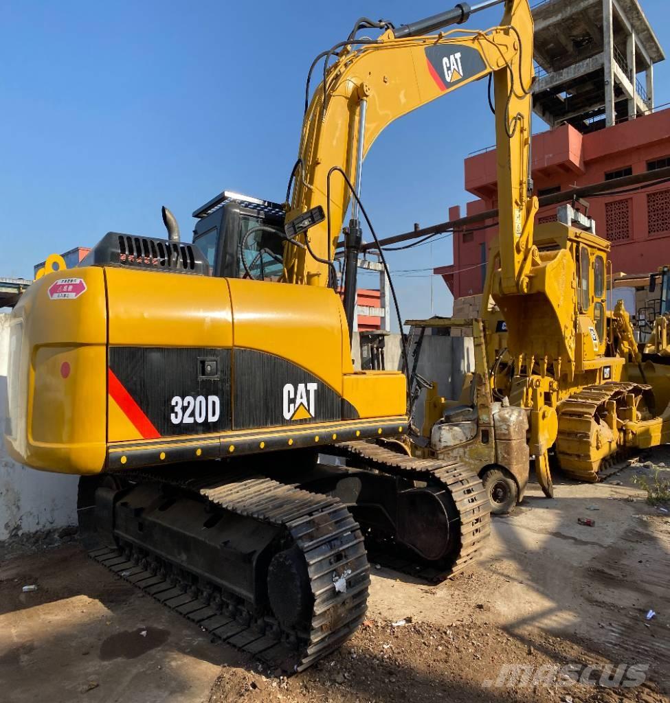 CAT 320 D Beltegraver