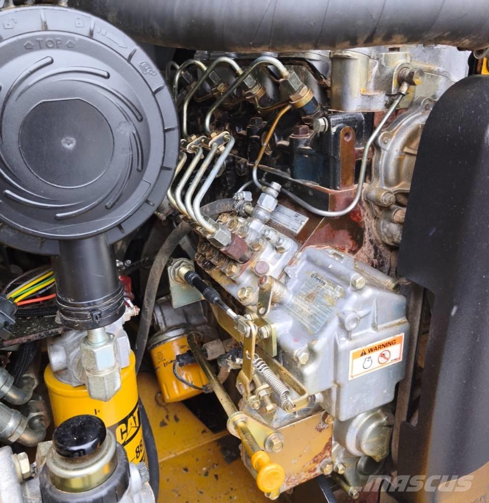 CAT 216 B Minilastere