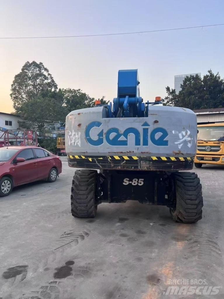 Genie S 85 Teleskop bomlifter
