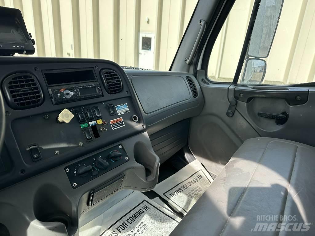 Freightliner M2 Renovasjonsbil