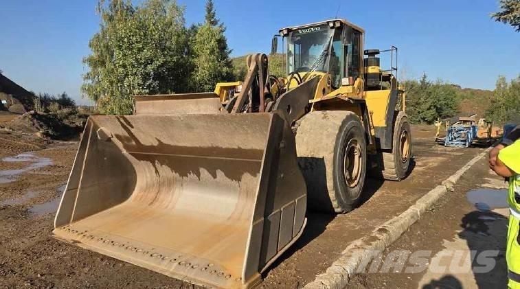 Volvo L 220 F Hjullastere