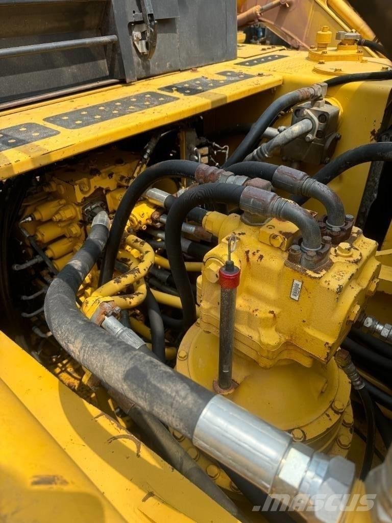 Komatsu PC 400-8 Beltegraver