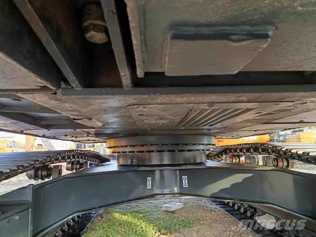 Hyundai 220-9s Beltegraver