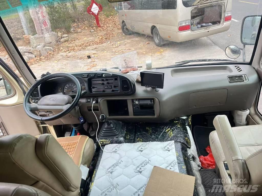 Toyota Coaster Intercity busser