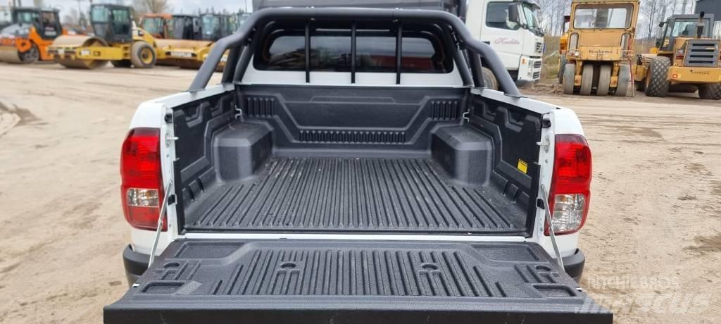 Toyota Hilux Pickup/planbiler