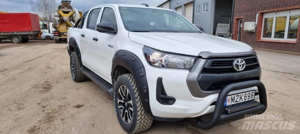 Toyota Hilux Pickup/planbiler