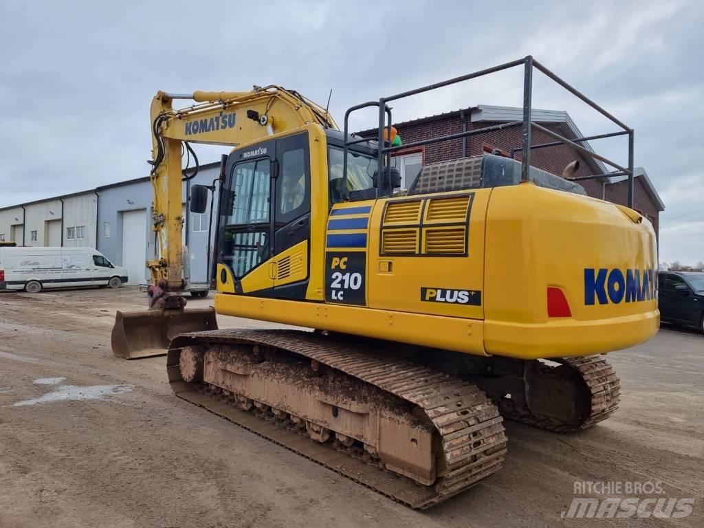 Komatsu PC 210 LC-10 Beltegraver