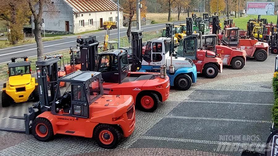 Kalmar DCE 120-6 Diesel Trucker