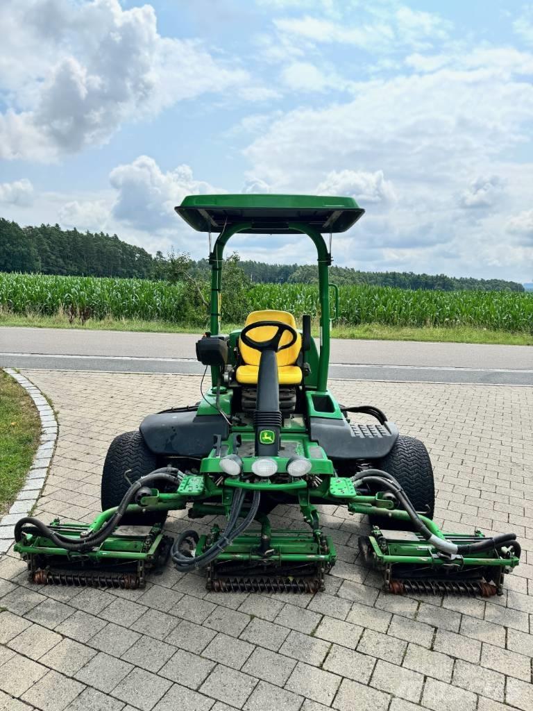 John Deere 8700 A Fairway klippere