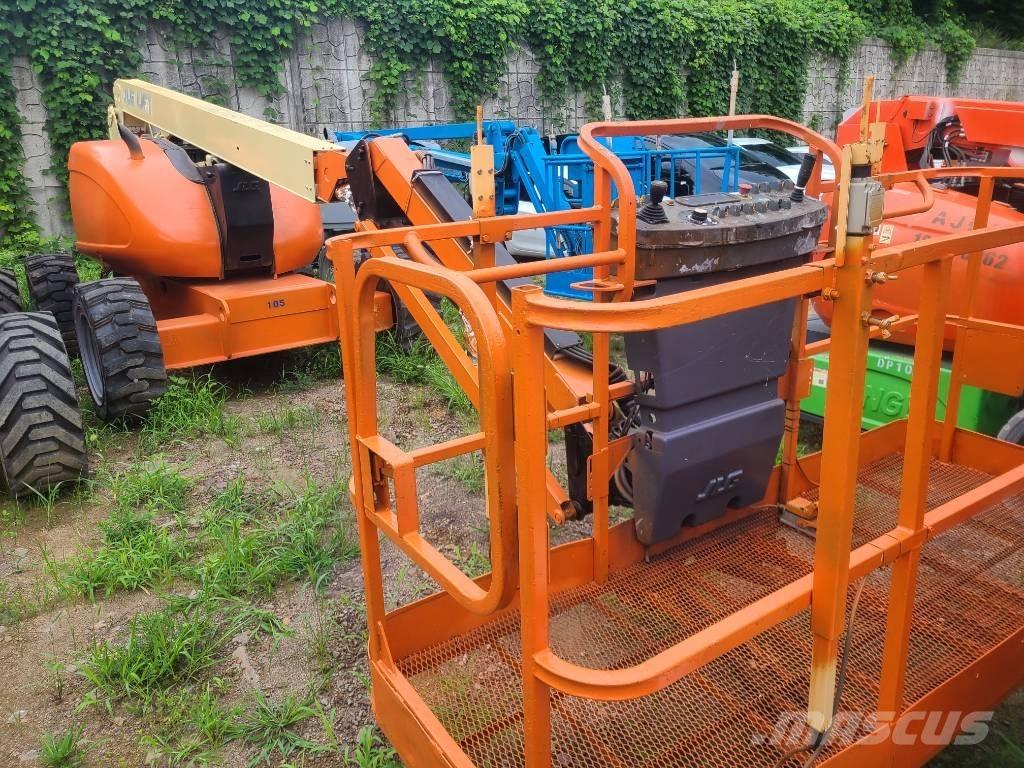 JLG 600 AJ Leddede bomlifter
