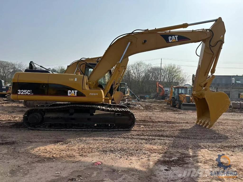 CAT 325 CL Beltegraver
