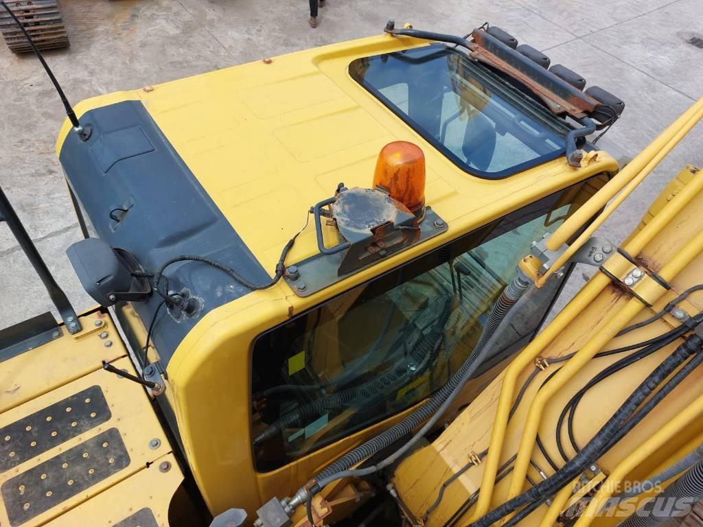 Komatsu PC210LC-10 Beltegraver