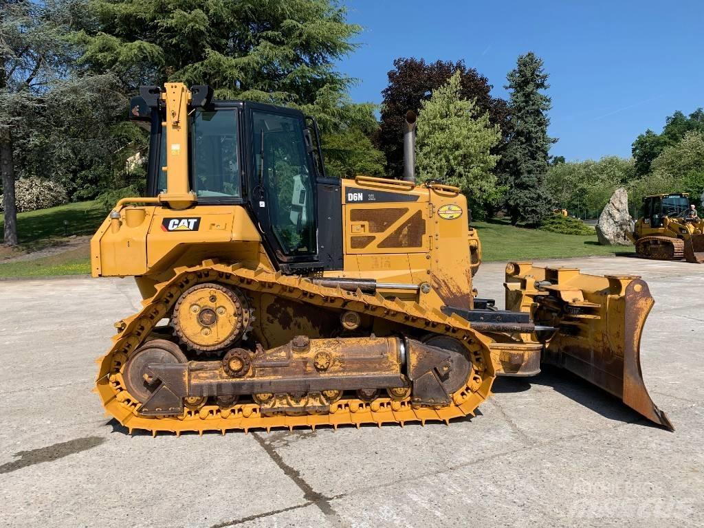 CAT D 6 N XL Dozere Beltegående