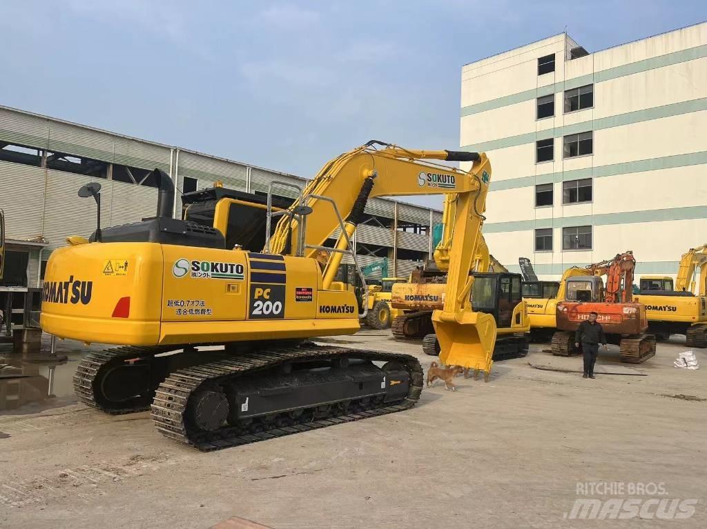 Komatsu PC 200-8N1 Beltegraver