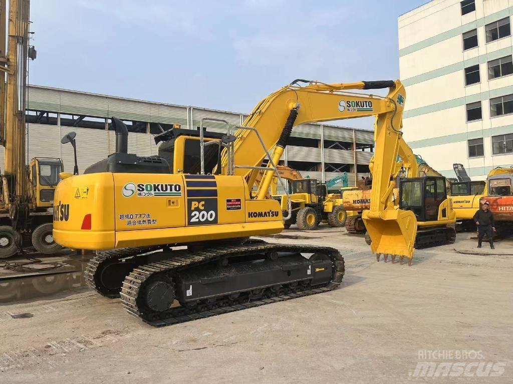 Komatsu PC 200-8N1 Beltegraver
