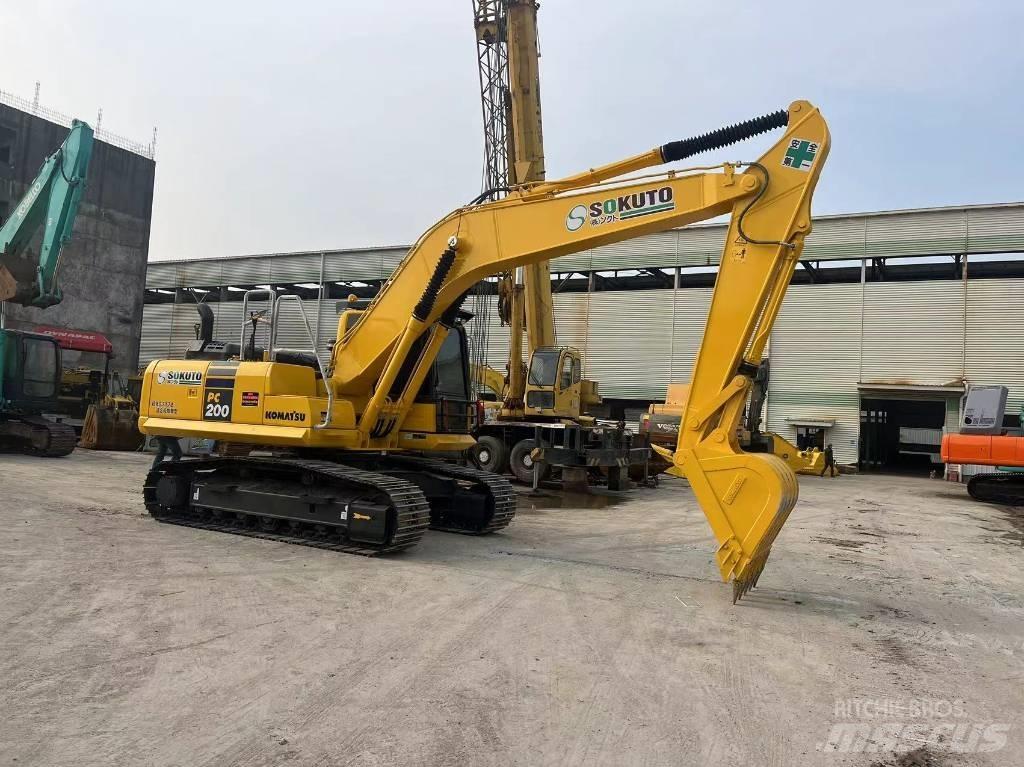 Komatsu PC 200-8N1 Beltegraver