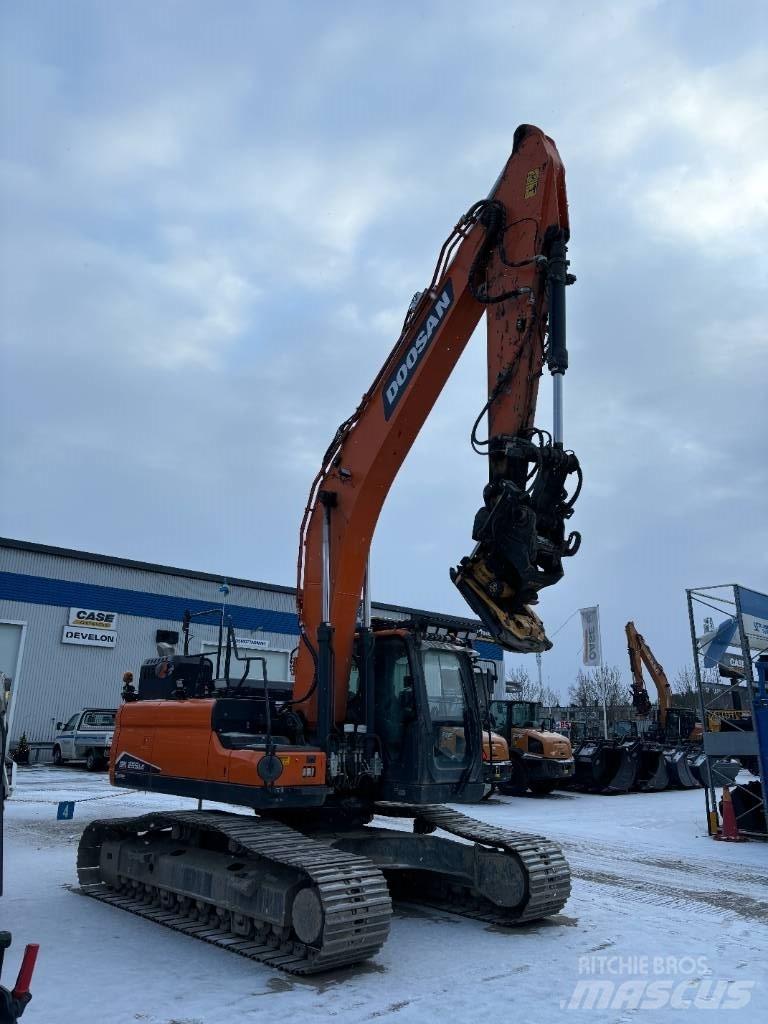 Doosan DX 255 LC-7 Beltegraver
