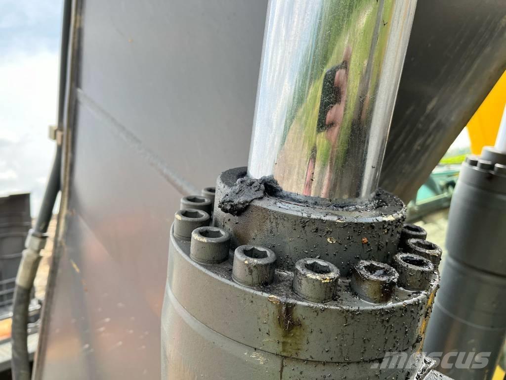 Volvo EC 300 EL Beltegraver