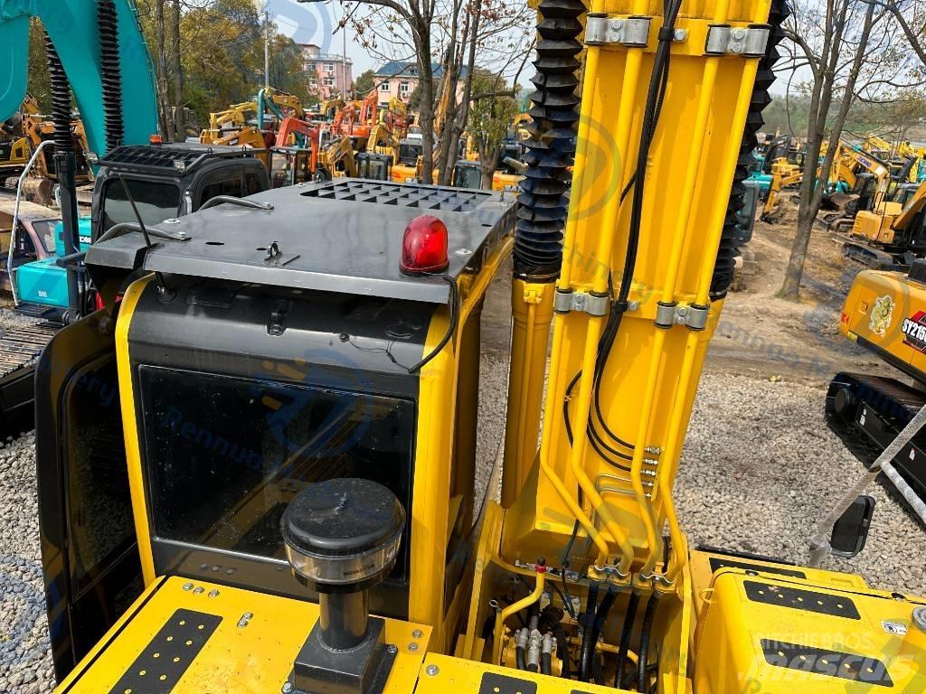 Komatsu PC 220-8 Beltegraver