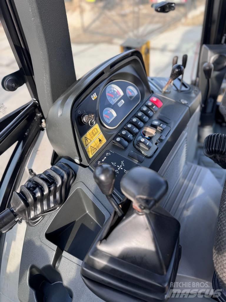 CAT 428 E Traktorgravere