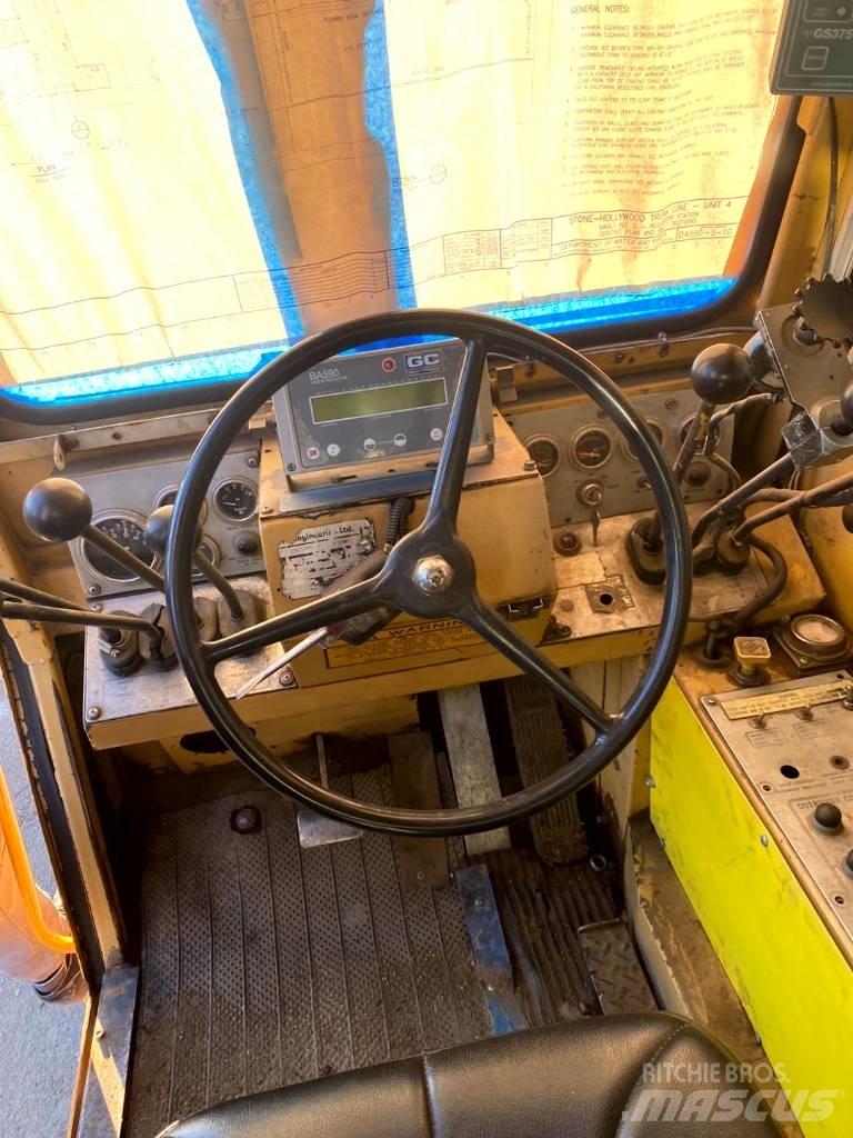 Grove RT 740 Røff terreng kraner