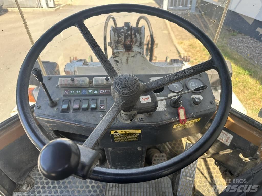 Schaeff SKL 832 Hjullastere