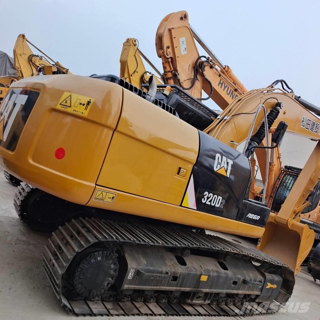 CAT 320 D2L Beltegraver