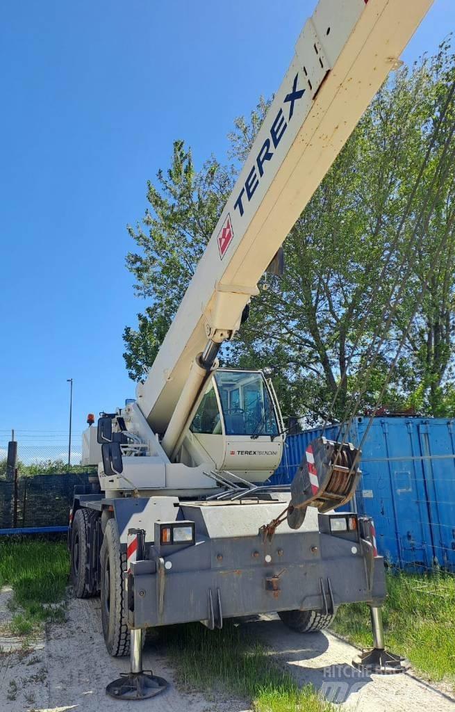 Terex A 350 Røff terreng kraner
