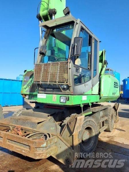 Sennebogen 825 Gravemaskiner for avfallshåndtering